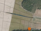 Prodej 1/2 pozemku 584 m2.