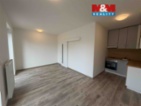 Pronájem bytu 1+kk, 28 m², Český Brod, ul. Langova