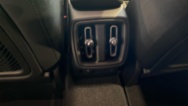 Volvo XC40, PLUS DARK, B4 FWD, 145+10 kW /, SUV,