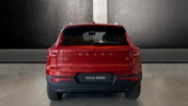 Volvo XC40, PLUS DARK, B4 FWD, 145+10 kW /, SUV,