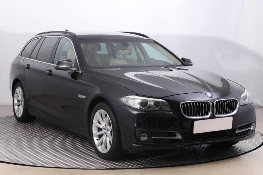BMW Řada 5, 520d xDrive, 4X4, Automat, Kůže,,