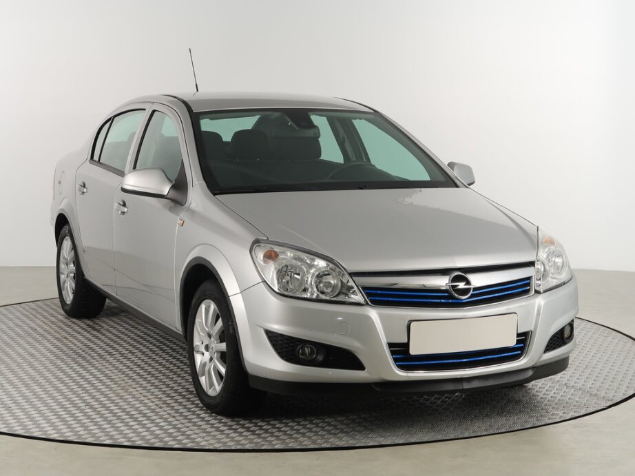 Opel Astra, 1.6 16V, Sedan/Saloon, Benzín