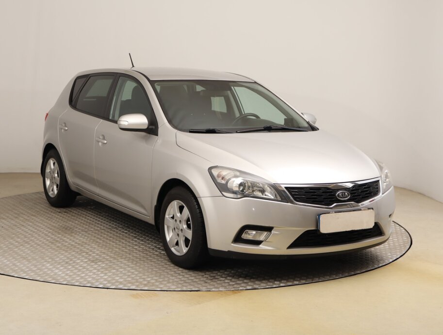 Kia Ceed, 1.6 CRDi, po STK, Klima, jezdí výborně,
