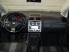 Volkswagen Touran, 1.6i, Navi, AC, MPV, benzín