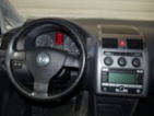 Volkswagen Touran, 1.6i, Navi, AC, MPV, benzín