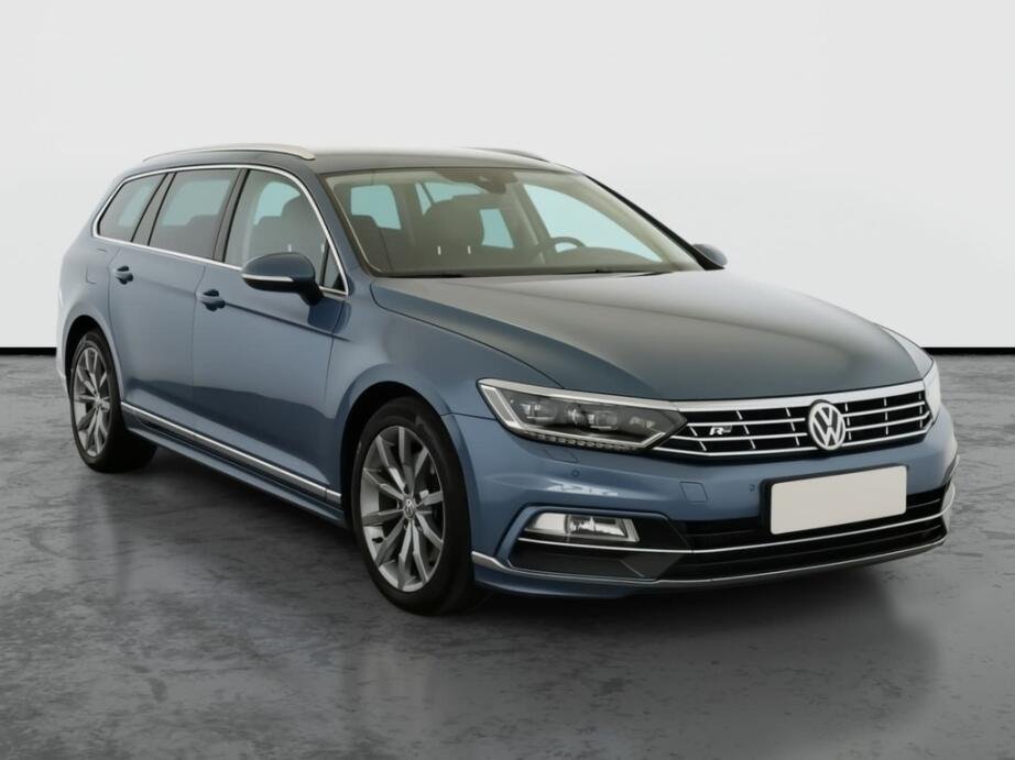 VW Passat, 2.0 TSIR-Line , 4X4, Automat, Navi,,