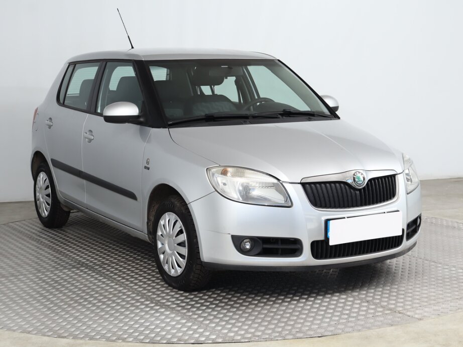 Skoda Fabia, 1.2 12VAmbiente , ČR,2.maj, po STK,,
