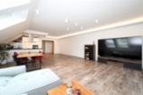 Bydlení Smetánka, prostorný byt 4+kk, 143 m2 + terasa 41 m2, 2× garážové stání, Praha 9  H