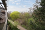 Bydlení Smetánka, prostorný byt 4+kk, 143 m2 + terasa 41 m2, 2× garážové stání, Praha 9  H