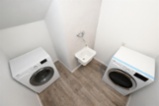Bydlení Smetánka, prostorný byt 4+kk, 143 m2 + terasa 41 m2, 2× garážové stání, Praha 9  H