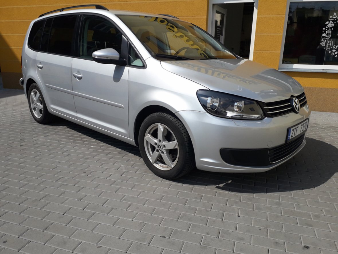 VW Touran Style 2.0TDi