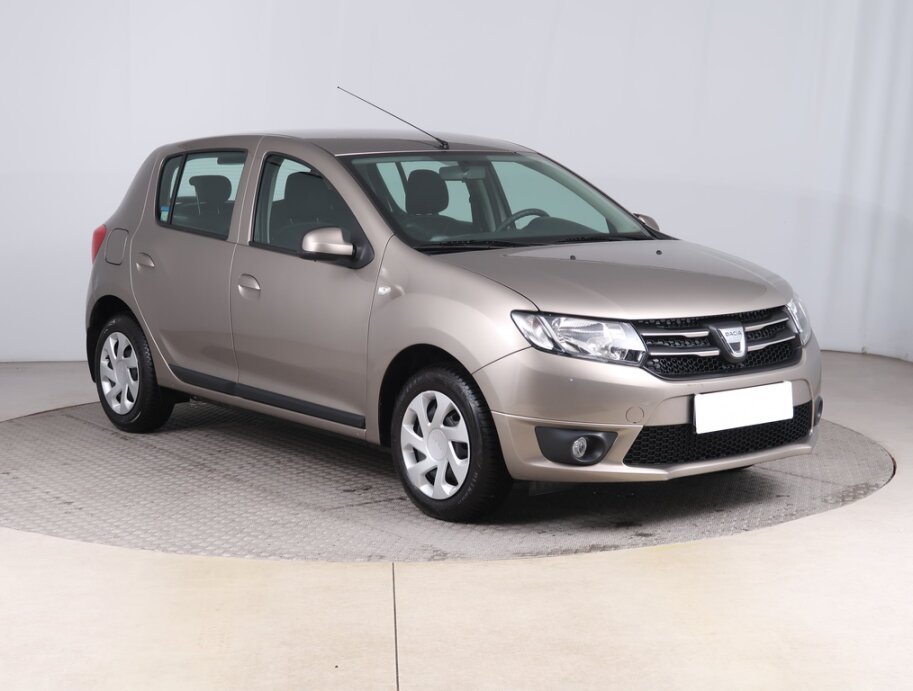 Dacia Sandero, 1.2 16V, ČR,2.maj, Serv.kniha,
