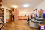 Kom. obchd. prostory 230 m2, OV