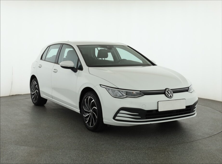 VW Golf, 1.0 TSI, ČR,2.maj, Serv.kniha,, Hatchback