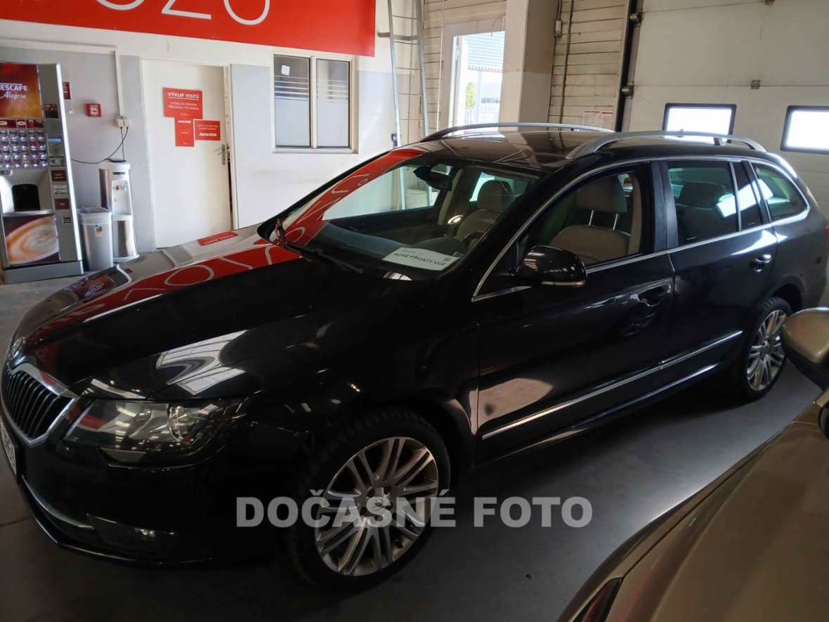 Škoda Superb II, 4x4 2.0 TDI, AT, navi, bixen,