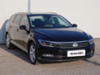 Volkswagen Passat, 2.0TDi, AT, navi, masáž, kombi,