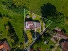 Prostorný dvougenerační rodinný dům se dvěma garážemi a velkou zahradou – Jeseník nad Odrou.