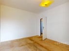 Obrovský byt 4+1 se zasklenou lodžií ve špičkové lokalitě, Ostrava - Poruba, nám. A. Bejdové