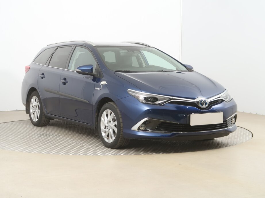 Toyota Auris, Hybrid, Automat, ČR,1.maj, Kůže,,