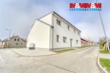 Pronájem bytu 2+kk, 41 m², Tlučná, ul. Tlučenská kolonie