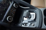 Jaguar E-Pace, benzin