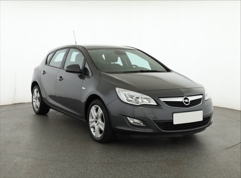 Opel Astra, 1.4 16V, Klima, zamluveno, Hatchback,