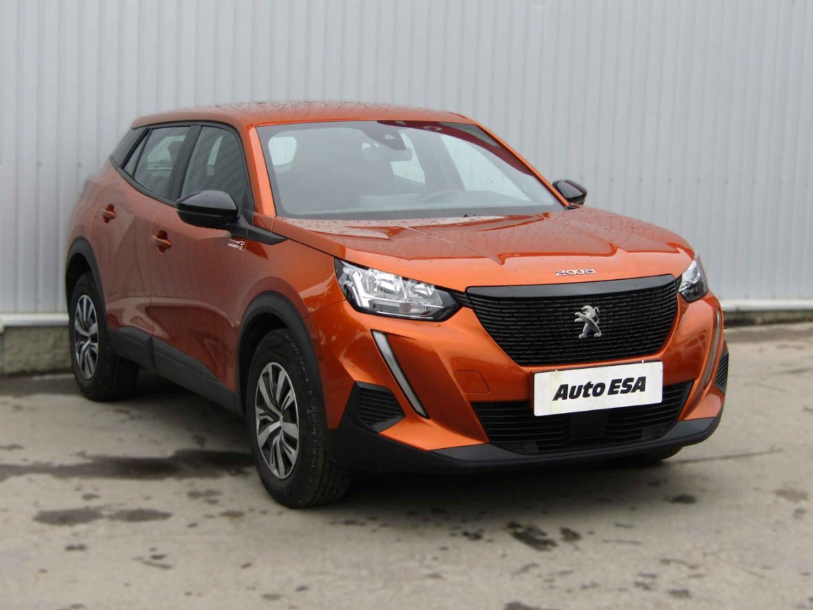 Peugeot 2008, 1.2 PT Active, ČR, Active, SUV,