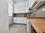 Vzdušný byt 3+1 po rekonstrukci, 105 m2, Podskalská, Praha 2