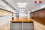 Kanc. prostor 708 m², ul. Horní náměstí