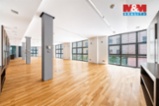 Kanc. prostor 708 m², ul. Horní náměstí