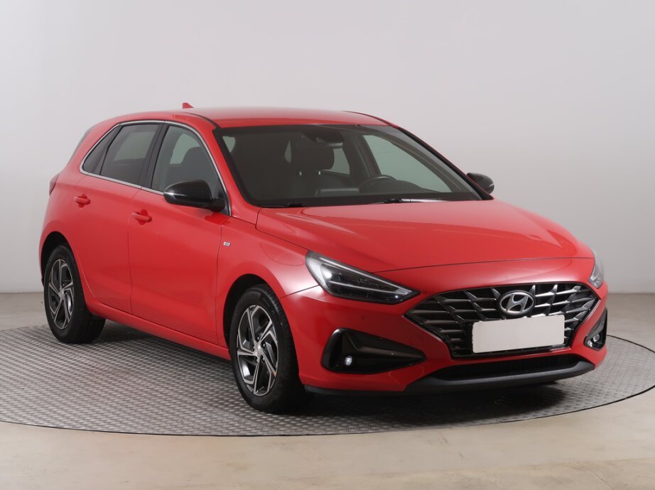Hyundai i30, 1.5 T-GDI MHEVStyle , ČR,1.maj, Serv
