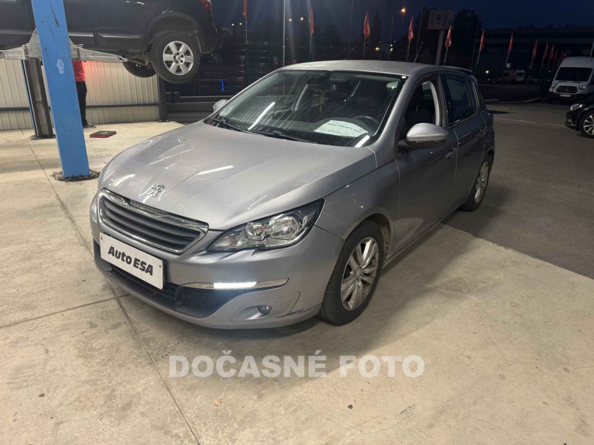 Peugeot 308, 1.6 HDi, ČR, autoAC, hatchback, nafta