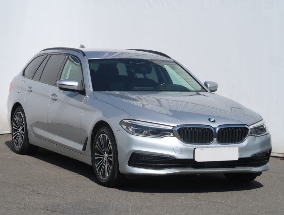 BMW Řada 5, 520d xDriveSport Line , Full Led,Navi,