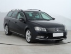 VW Passat, 2.0 TDI, Automat, Navi, Xenony, Klima,,