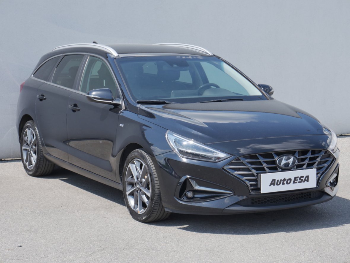 Hyundai I30, 1.5 T-GDi, ČR, LED, navi, kombi,