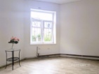 Prvorepubliková vila na pozemku 723 m2 ve Vysočanech