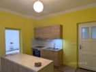 Prvorepubliková vila na pozemku 723 m2 ve Vysočanech