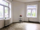 Prvorepubliková vila na pozemku 723 m2 ve Vysočanech