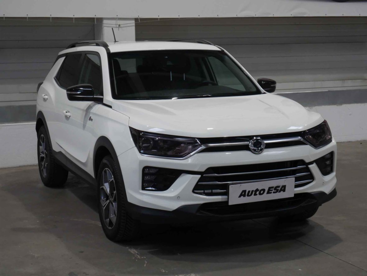 SsangYong Korando, 1.5 T-GDi, ČR, AT, kamera, SUV,