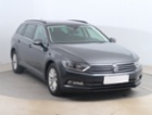 VW Passat, 2.0 TDIComfortline , Navi, Tempomat,,