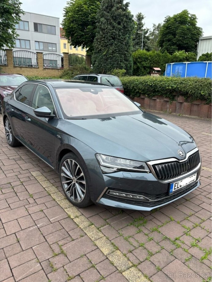 Škoda Superb 1,4 iV Laurin & Klement (2020)
