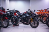 Ducati Panigale V4 S, silniční cestovní