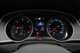 Volkswagen Passat, 2,0 TDI 110kW DSG Business Zár,