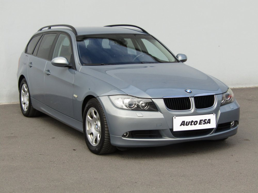 BMW Řada 3, 2.0i, xenon, autoAC, kombi, benzín