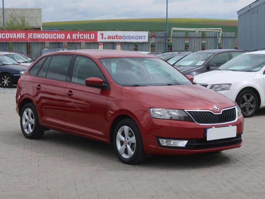 Skoda Rapid Spaceback, 1.2 TSISpaceback , ČR,1.maj