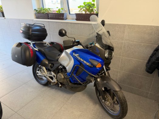 Honda SD01 XL 1000V ČR 1MAJITEL NOVÁ STK - bazar-zona.cz