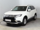 Mitsubishi Outlander, 2.0Intense , ČR,1.maj, Serv