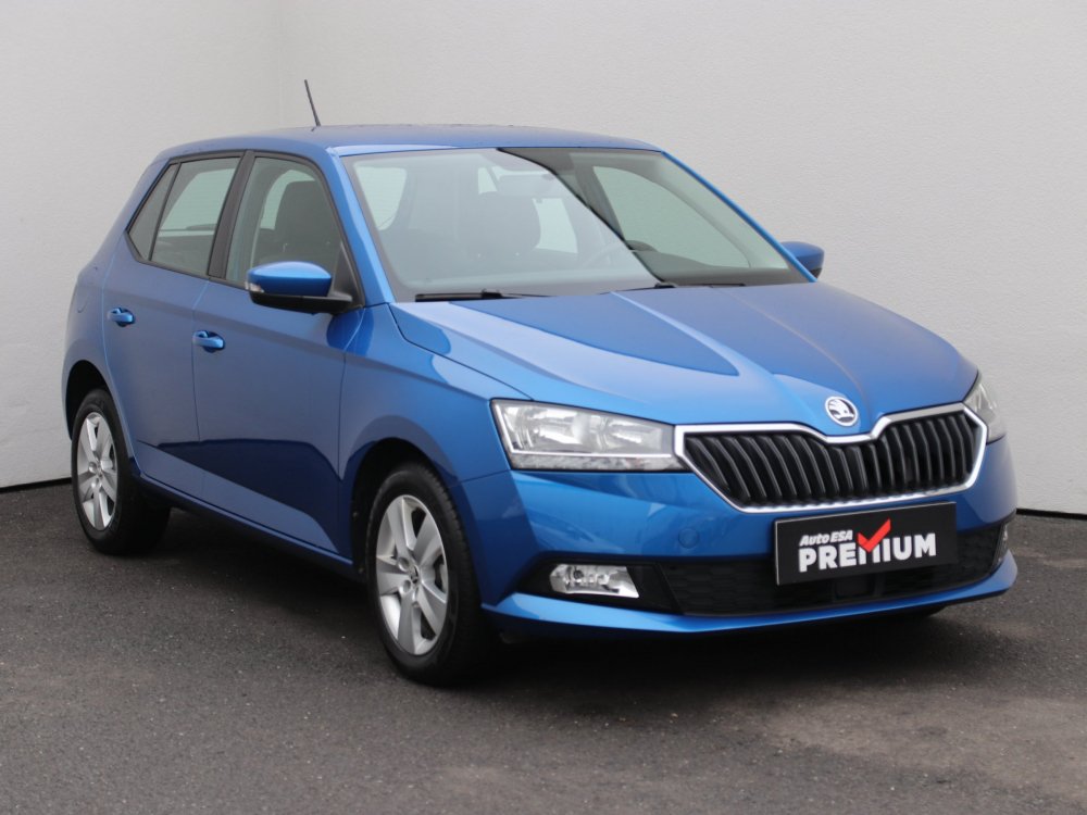 Škoda Fabia III, 1.0i, navi, AC, temp, hatchback,
