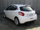 Peugeot 208, 1.2 VTi, AC, temp, hatchback, benzín
