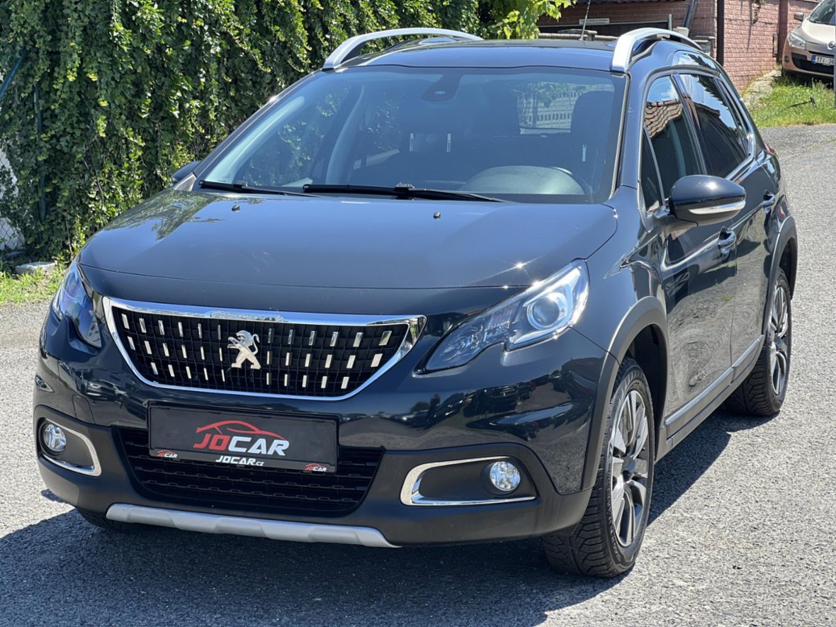 Peugeot 2008, Allure 1.2i KOUPENO V ČR 1.MAJ, SUV,